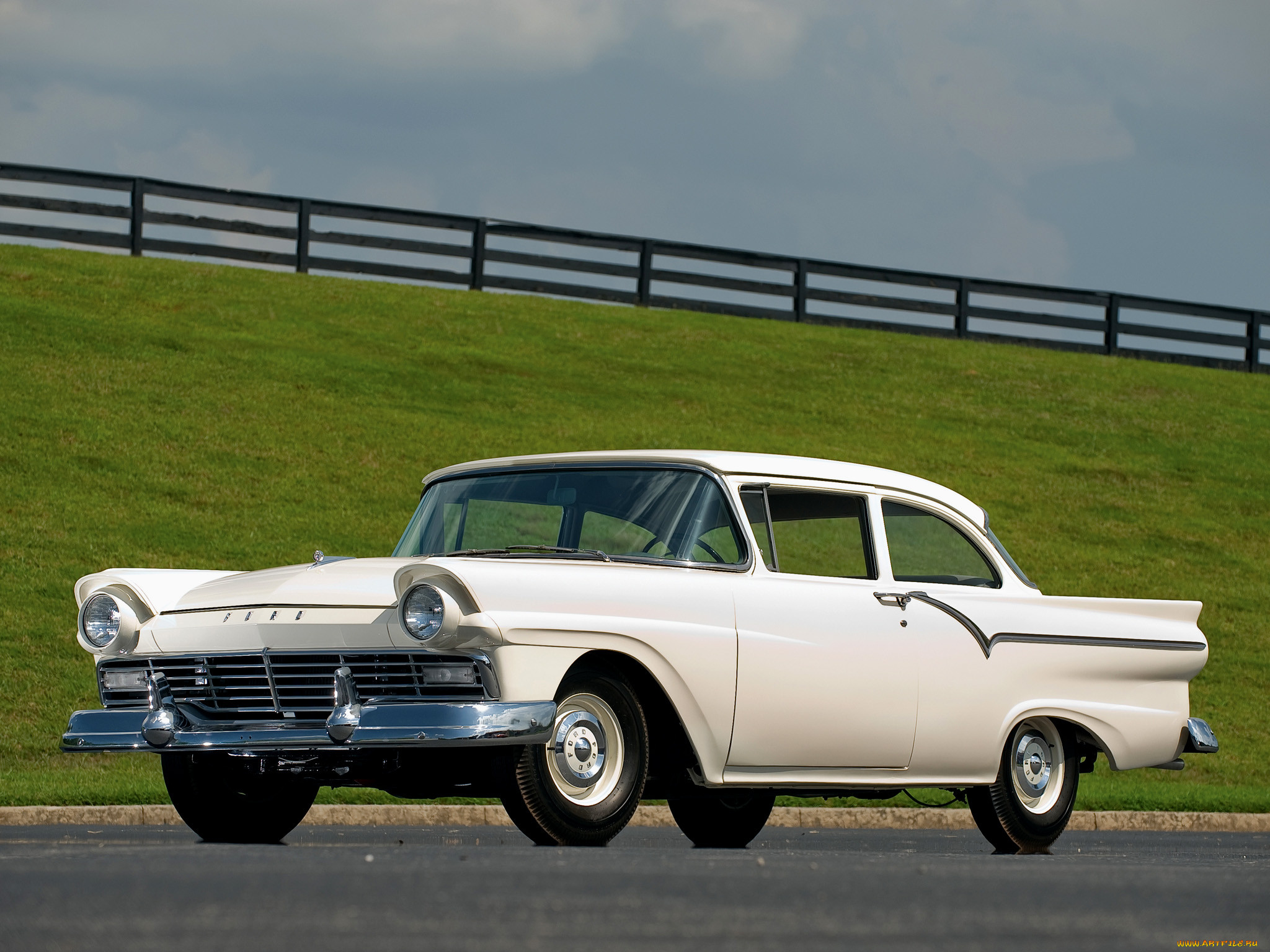 custom, tudor, sedan, , ford